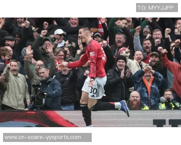 曼联旧将：B费踢得很差 且非首领球员，利桑德罗才是天然生成首领